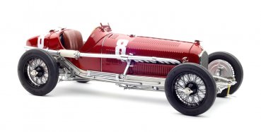 1/18 CMC Alfa Romeo Tipo B (P3) Winner GP Italien 1931 Nuvolari #8 M-219